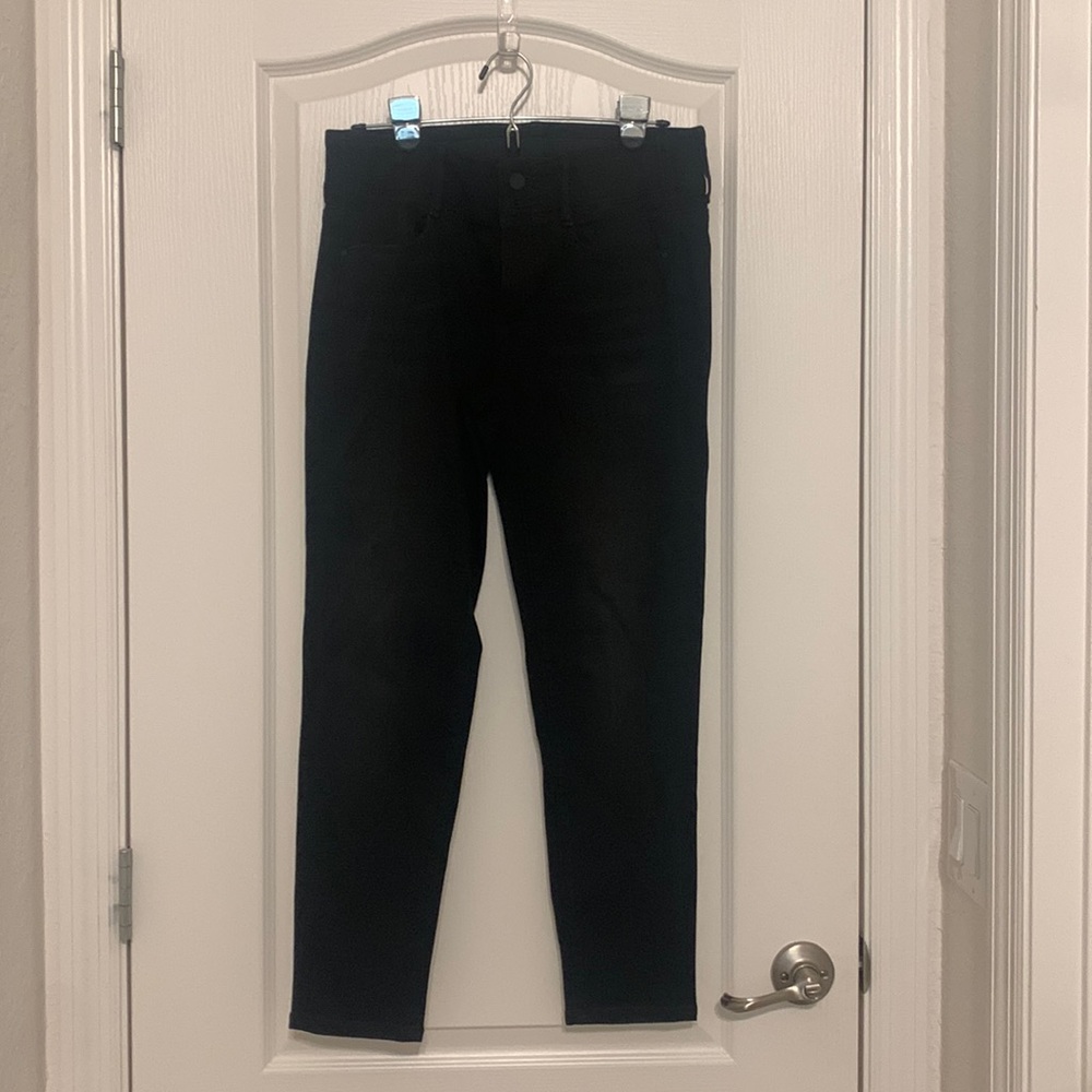 Black Apt 9 denim ankle, size 6, never worn